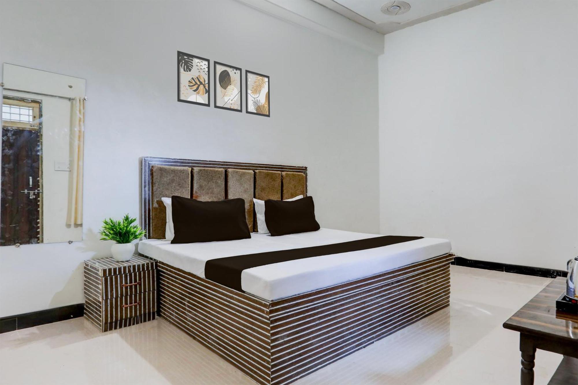 Hotel O Kanha Galaxy Brothers Group カーンプル エクステリア 写真